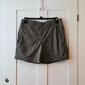 Sierra Designs Stretch Hiking Short in Dark Olive Green | Women's 12 | EUC